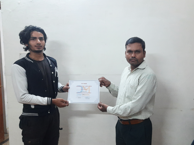 nikhil agrawal digimark student