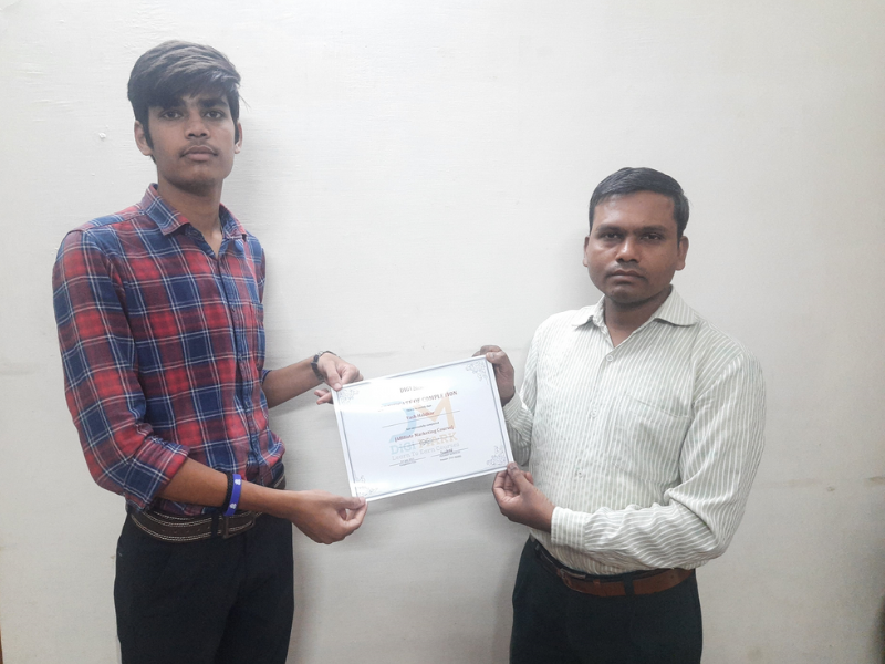 yash haldkar digimark student